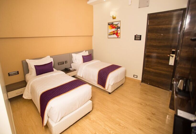 Fotos del hotel Crossway Parklane Airport  Chennai:  12