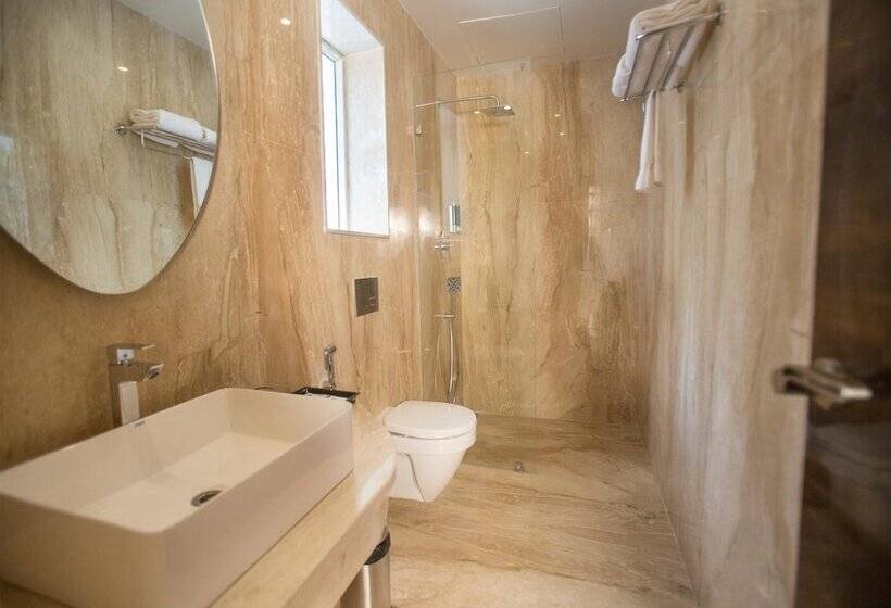 Fotos del hotel Crossway Parklane Airport  Chennai:  14