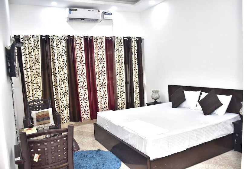 Fotos del hotel The Country Roads:  25