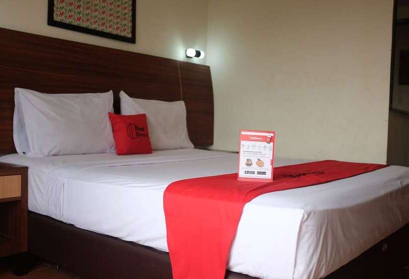 Fotos del hotel Reddoorz Plus Near Senen:  5