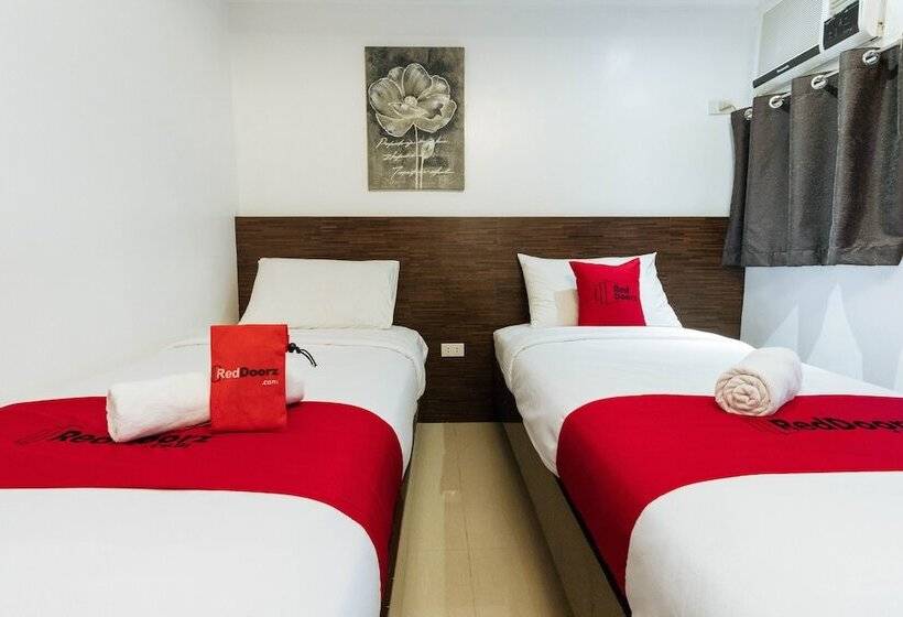 Fotos del hotel Reddoorz Plus @ Poblacion Makati:  9