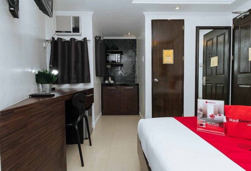 Fotos del hotel Reddoorz Plus @ Poblacion Makati:  6