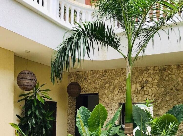 Fotos del hotel Soy Local Insignia:  3