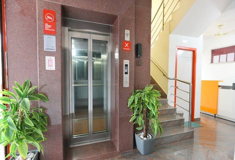 Fotos del hotel Oyo 12831 Its South East Residency:  16