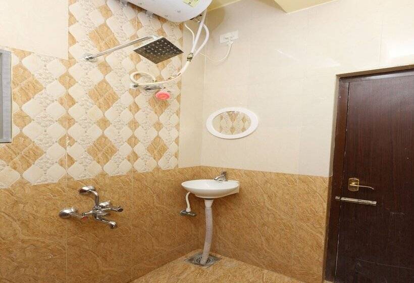 Fotos del hotel Oyo 12831 Its South East Residency:  22