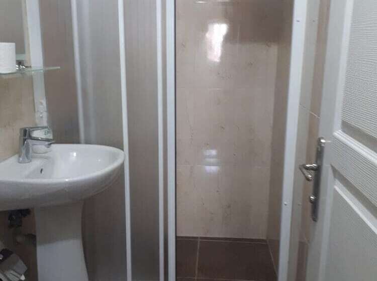 Fotos del hotel Cihangir Palace:  11