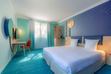 Le Grand Magic - يورو ديزني