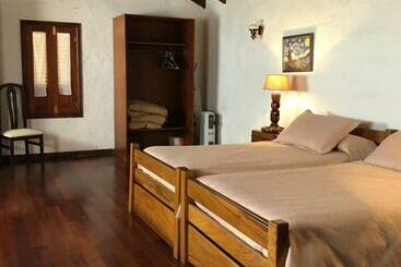 Casa La Fuente - Исора