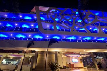 The Carmen Hotel   Ocean Front - Playa del Carmen