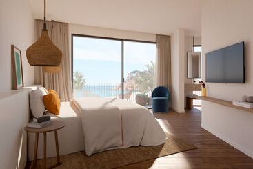 Elisabeth By The Sea - Tossa de Mar