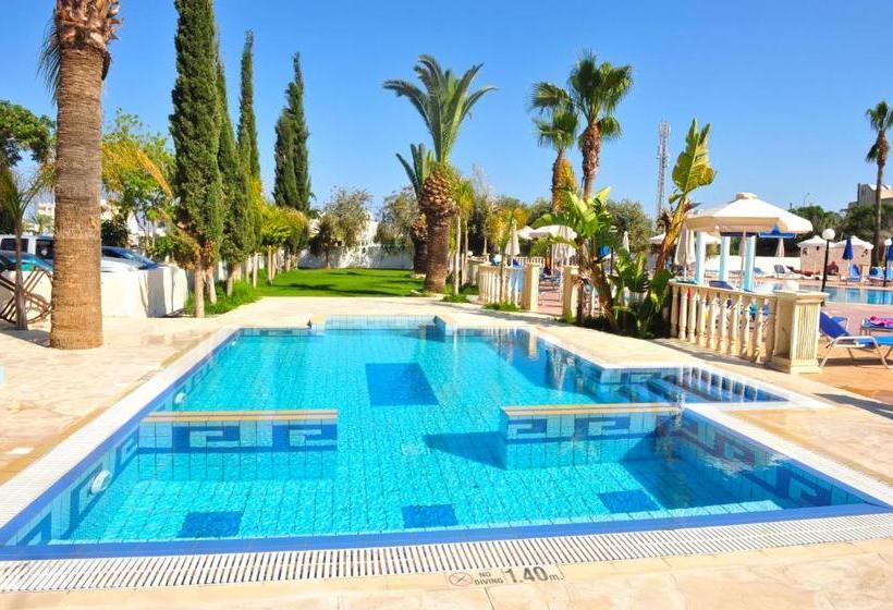 Fotos del hotel Chrystalla:  2