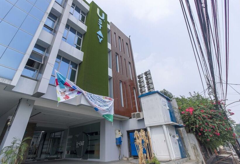 Fotos del hotel Reddoorz Plus Near Tebet:  2