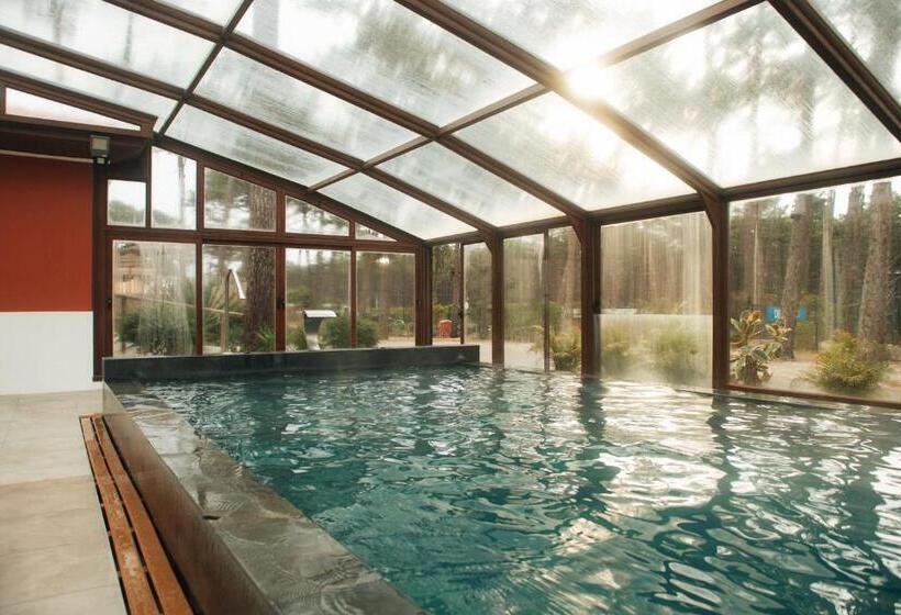 Fotos del hotel Ohai Nazaré Outdoor Resort:  1