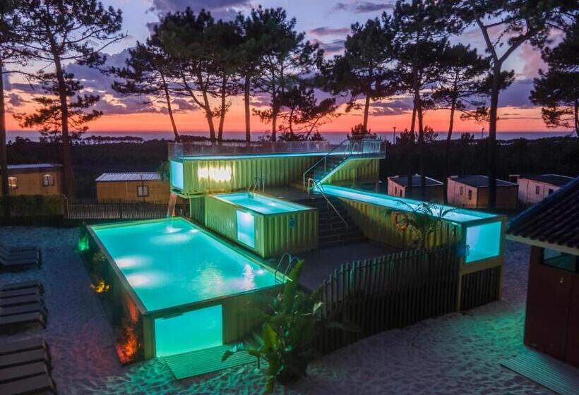 Fotos del hotel Ohai Nazaré Outdoor Resort:  9