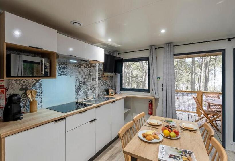 Fotos del hotel Ohai Nazaré Outdoor Resort:  3