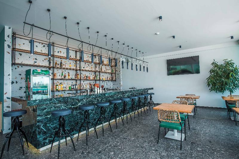 Fotos del hotel Mazoren Art:  10