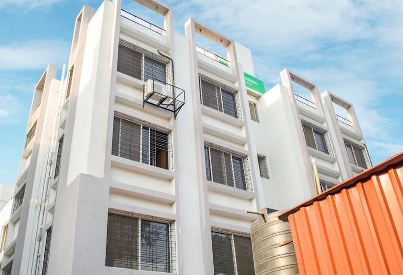 Fotos del hotel Treebo Trend Naunidh Suites Kharadi:  3