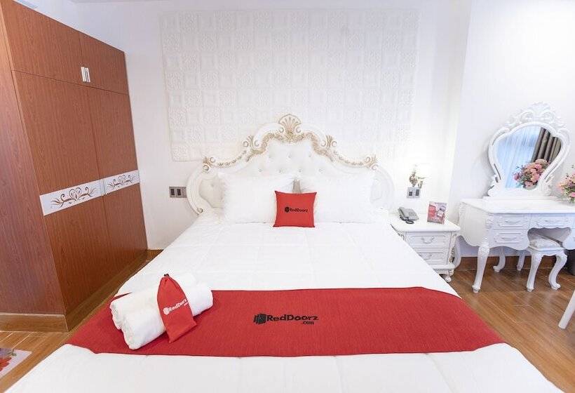 Fotos del hotel Reddoorz Plus @ Cach Mang Thang 8 Street:  12