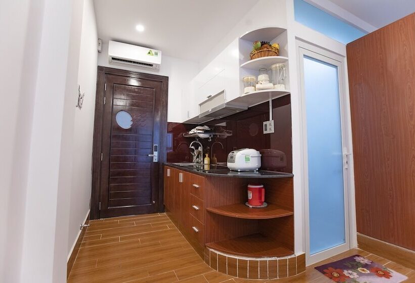 Fotos del hotel Reddoorz Plus @ Cach Mang Thang 8 Street:  14