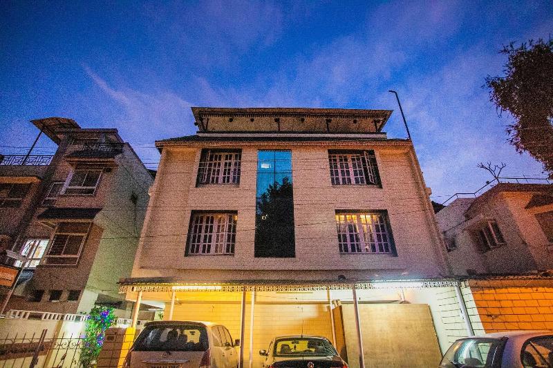 Fotos del hotel Asteria By Treebo:  13