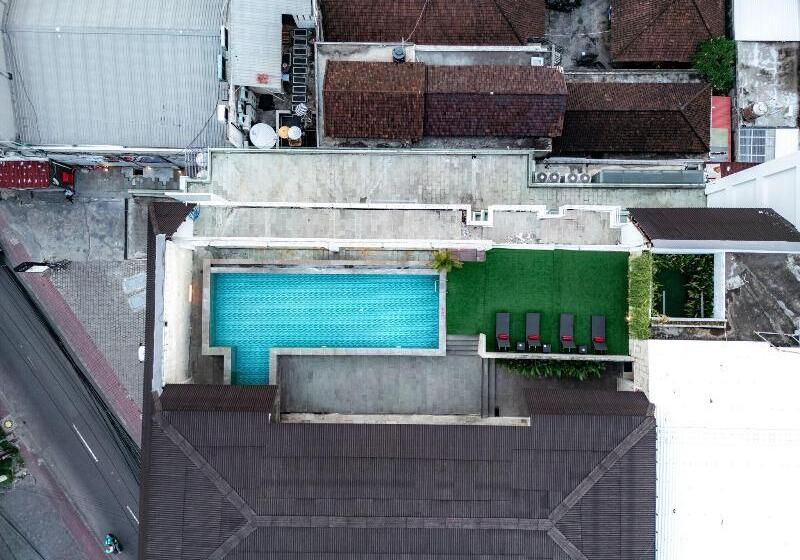 Fotos del hotel The Capital  And Resort Seminyak:  8