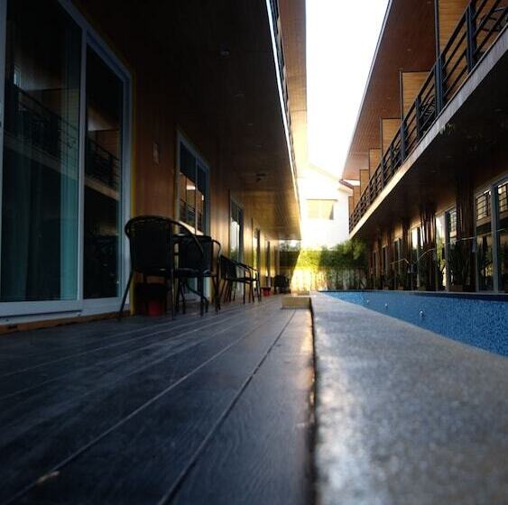 Fotos del hotel Resort V  Mrt Huai Khwang:  17