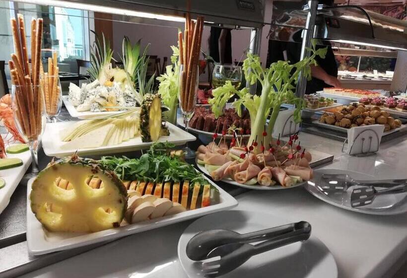 Fotos del hotel Bilyana Beach Hotel - Free Beach Access:  16