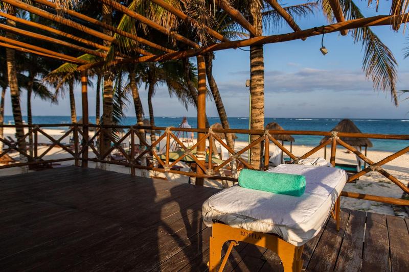 Fotos del hotel & Beach Club Ojo De Agua:  24