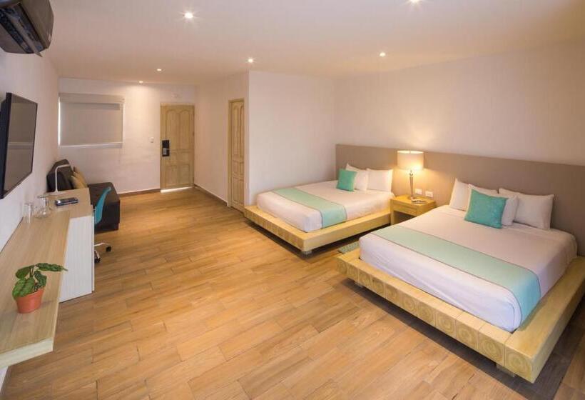 Fotos del hotel & Beach Club Ojo De Agua:  5