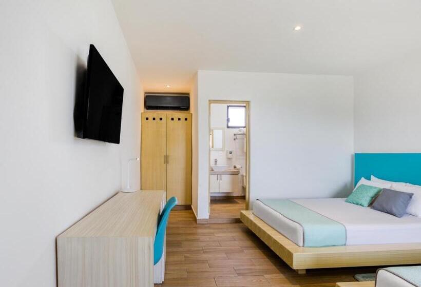 Fotos del hotel & Beach Club Ojo De Agua:  9