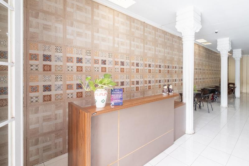 Fotos del hotel Spot On 2419 Rumah Nugraha Hotel Syariah:  11