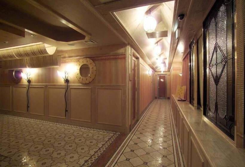 Fotos del hotel Grand Garden:  23