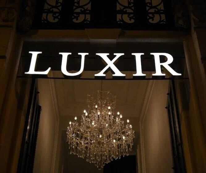 Fotos del hotel Luxir:  25