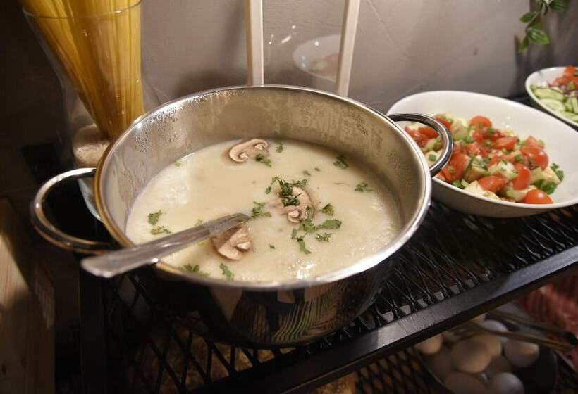 Fotos del hotel Luxir:  6