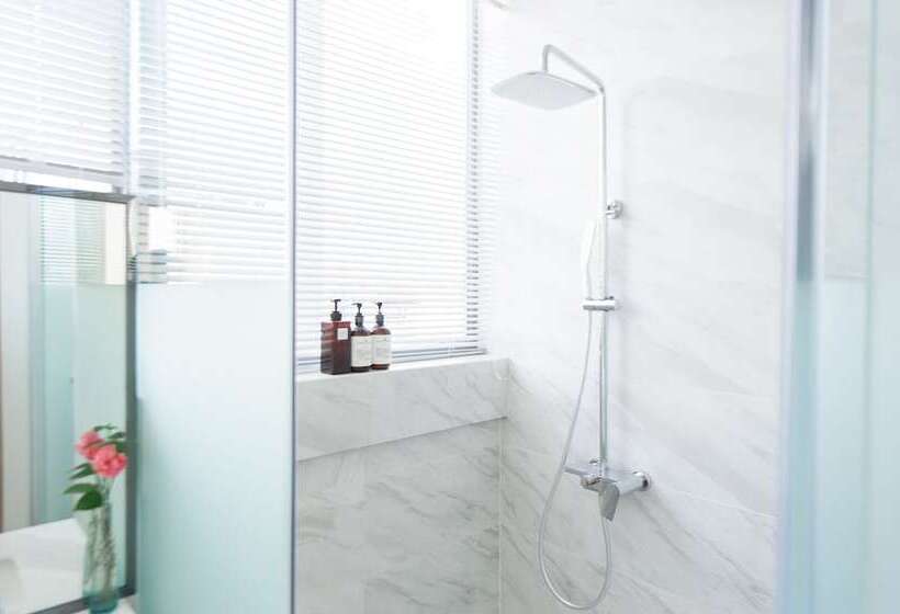 Fotos del hotel Whitewaltz:  13