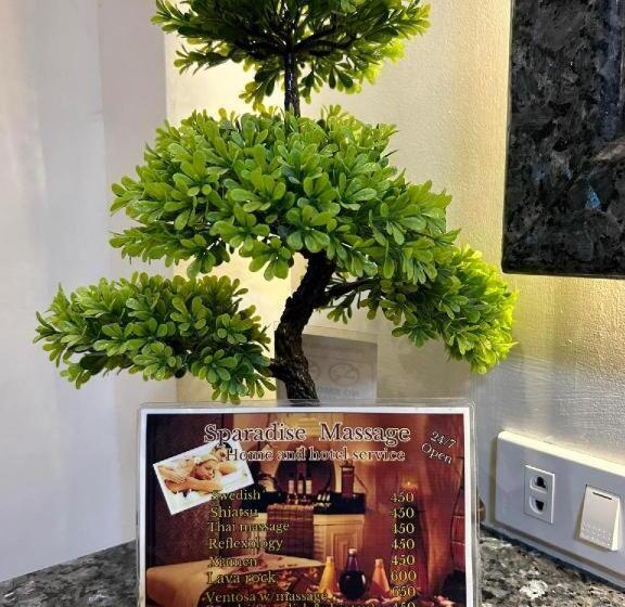 Fotos del hotel Jo Carter's Hotel & Suites:  11