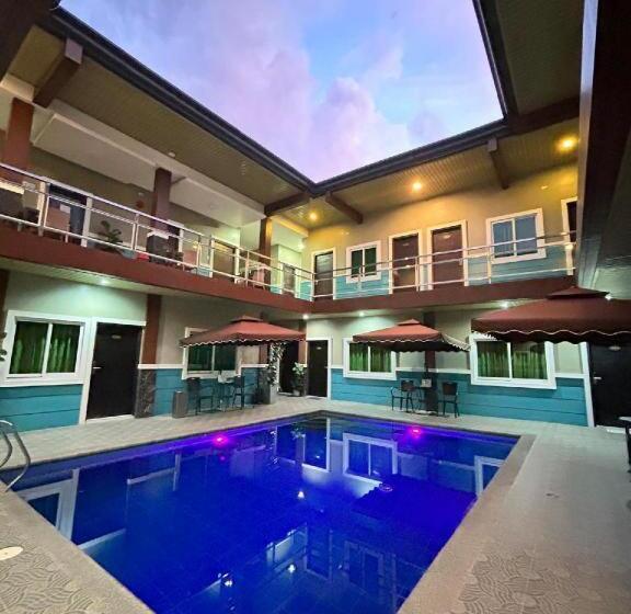 Jo Carter’s Hotel & Suites