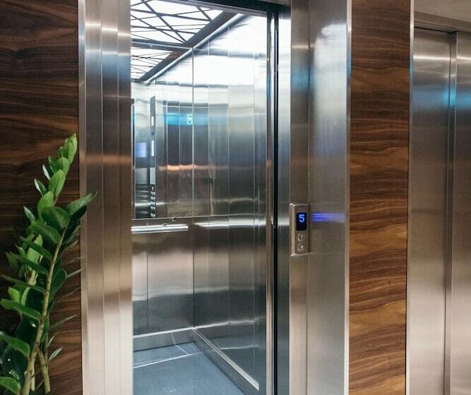 Fotos del hotel Central Point Hotel Beograd:  5