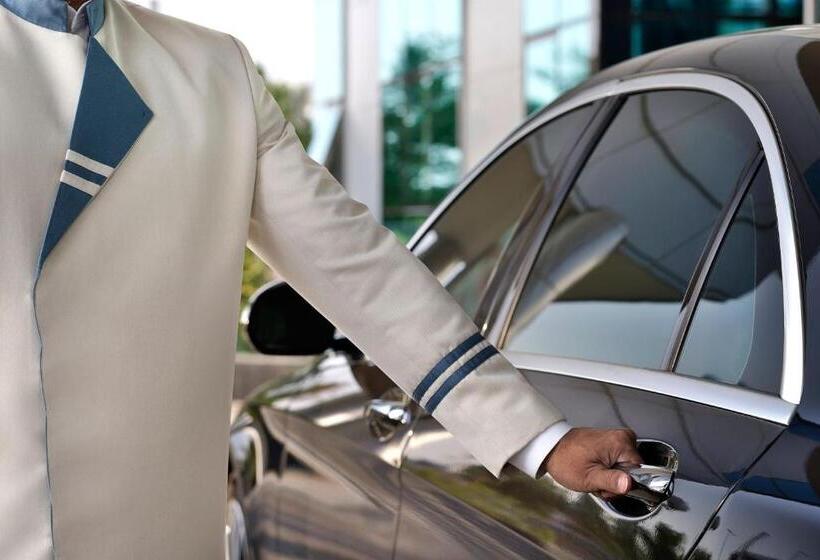 Fotos del hotel Courtyard By Marriott Riyadh Northern Ring Road:  16