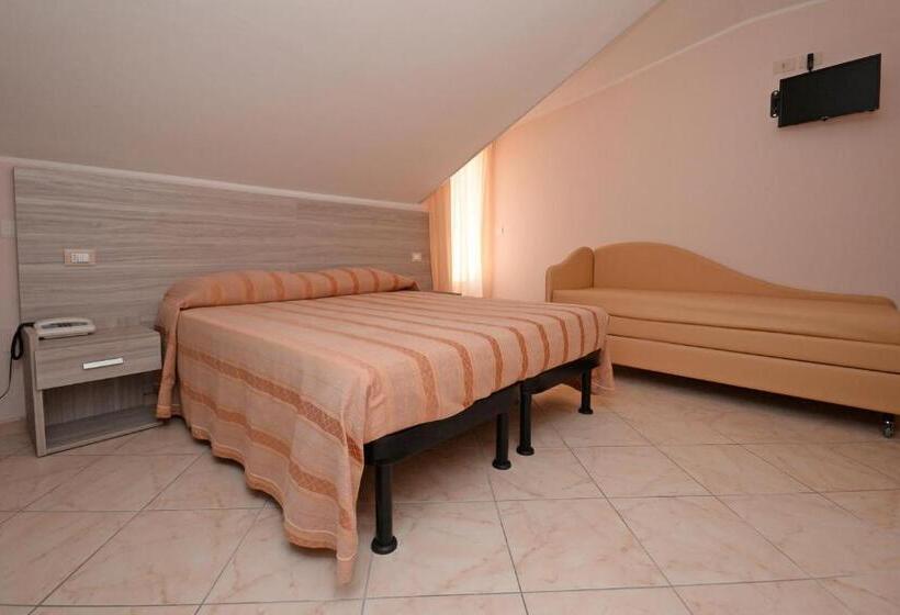 Fotos del hotel Concorde:  11