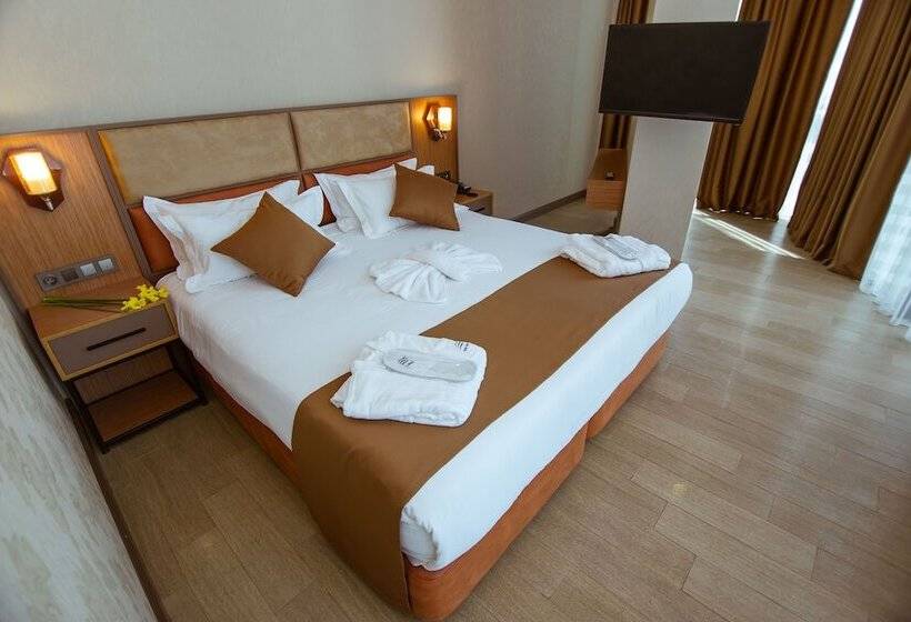 Fotos del hotel New Wave:  5