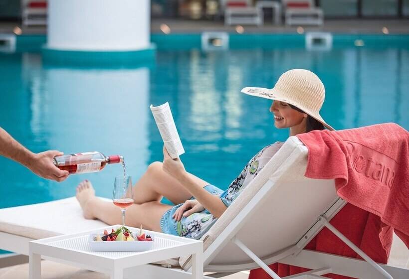 Fotos del hotel Al Jaddaf Rotana Suite:  22