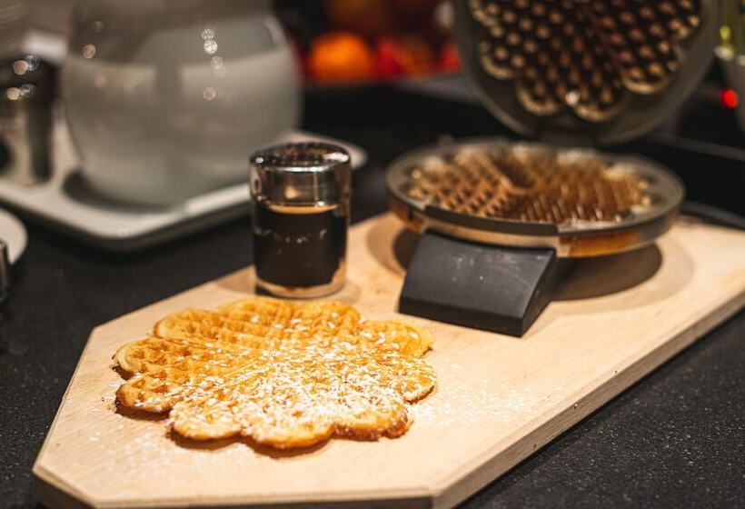 Fotos del hotel Schlosshouse Zermatt Wellbeing Rooms & Suites:  2