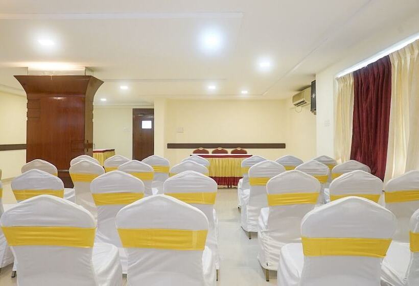 Fotos del hotel Treebo Trend Brahma Regency:  20