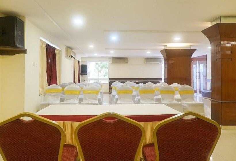 Fotos del hotel Treebo Trend Brahma Regency:  19