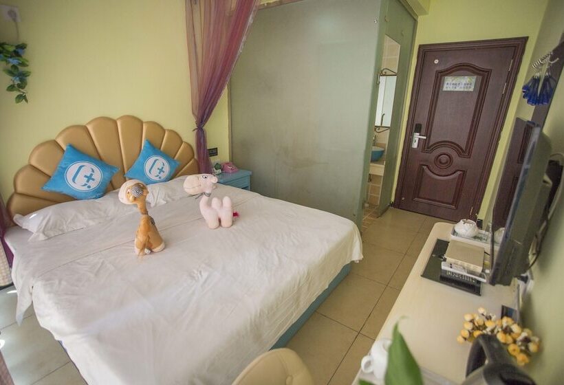 Fotos del hotel Zhangjiajie Meet Themed Inn:  6