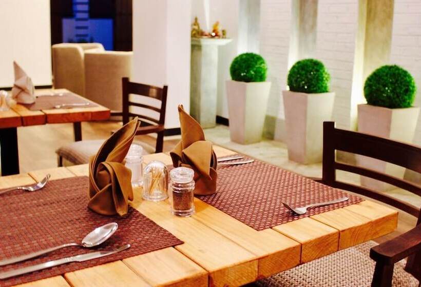 Fotos del hotel 8plusmotels:  22