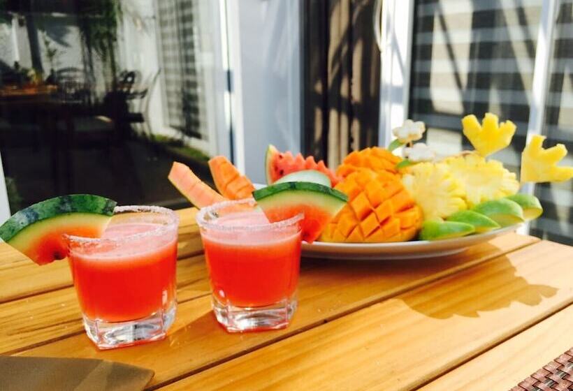 Fotos del hotel 8plusmotels:  5