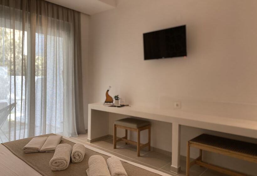 Fotos del hotel Ladiko Inn Hotel Faliraki -anthony Quinn Bay:  21