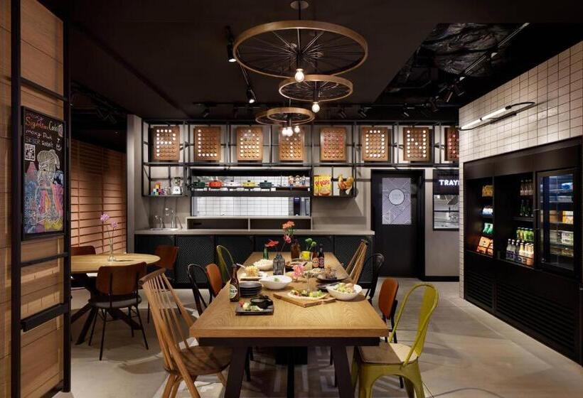 Fotos del hotel Moxy Kyoto Nijo:  20